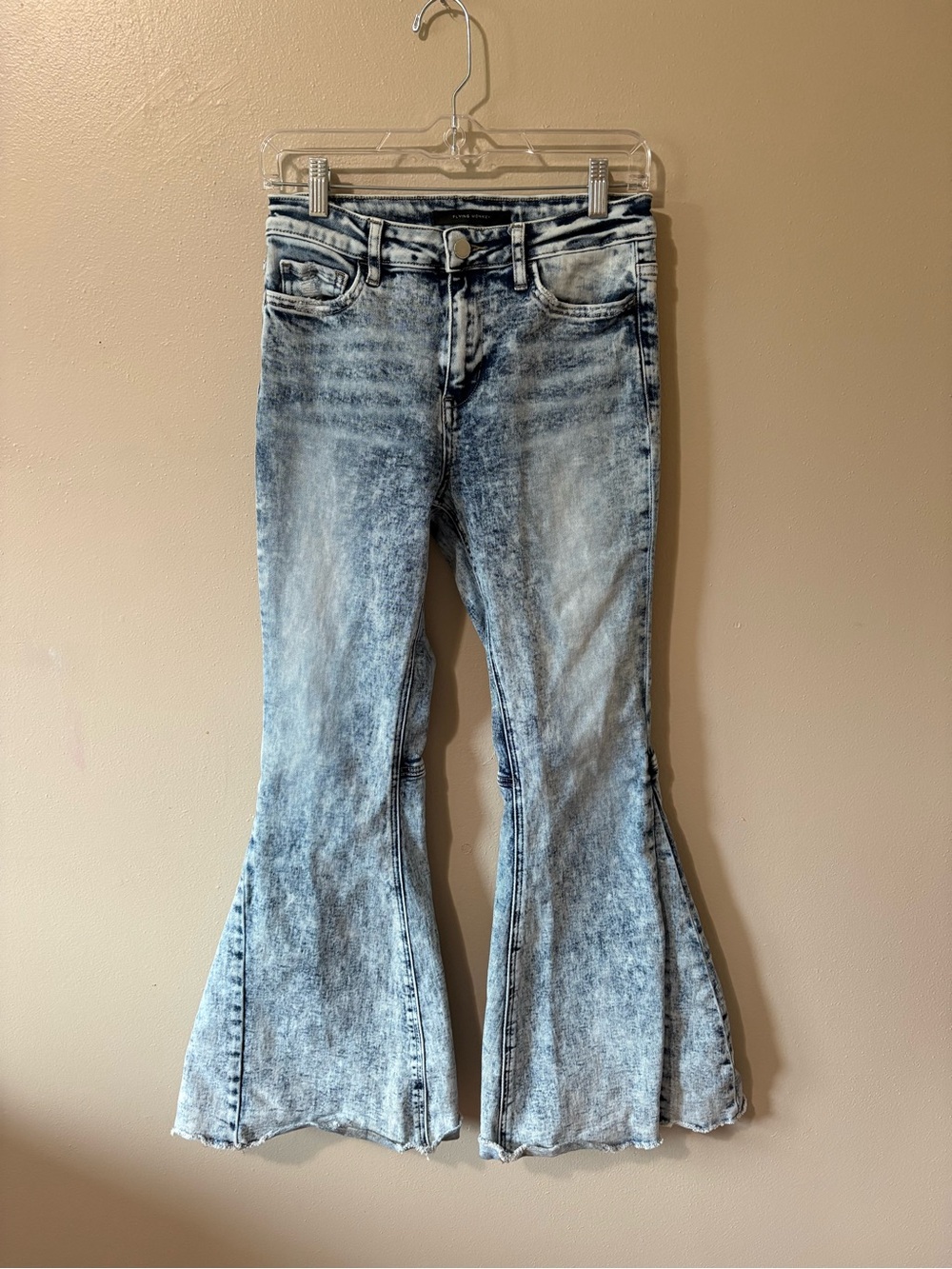 Flying Monkey High Rise Super Flare Acid-Wash Jeans Womens size 27